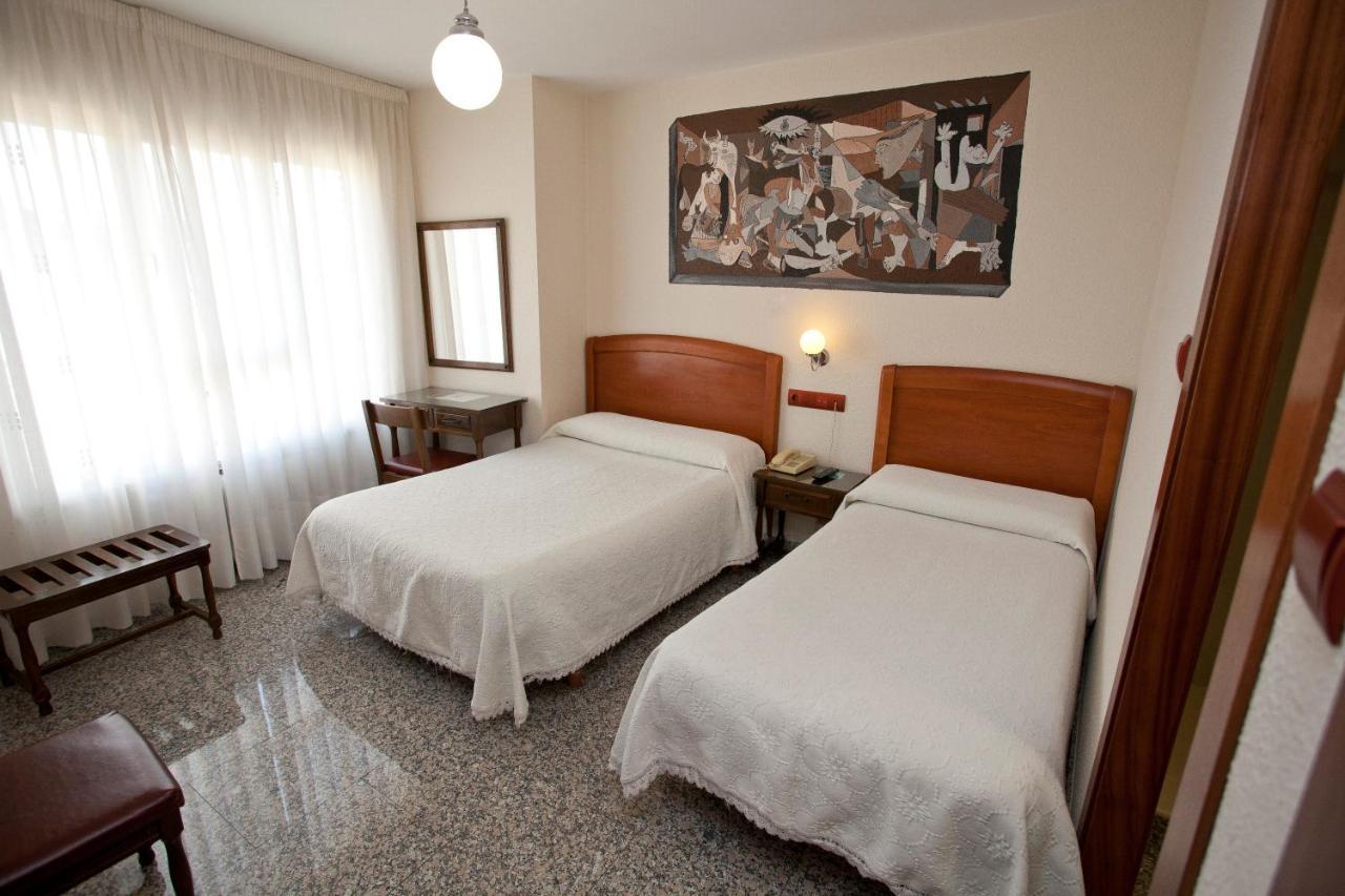 Hostal San Miguel Ponferrada Dış mekan fotoğraf